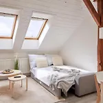Days - Bright - Fast Wifi - Quiet Area Apartamento