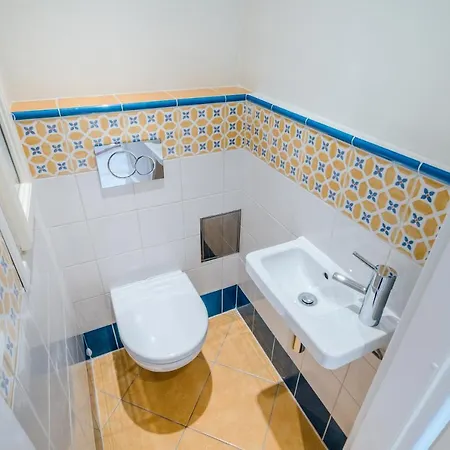 Days - Bright - Fast Wifi - Quiet Area * Prague