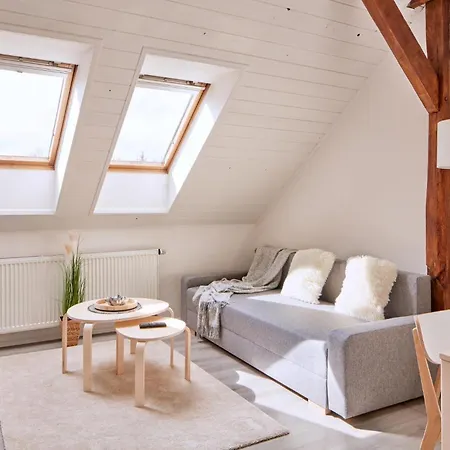 Days - Bright - Fast Wifi - Quiet Area Apartment Prague