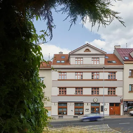 Days - Bright - Fast Wifi - Quiet Area Prague